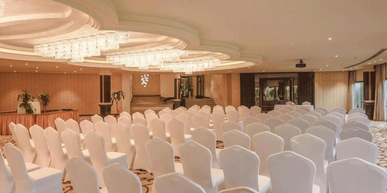 Crowne Plaza Palace By Ihg