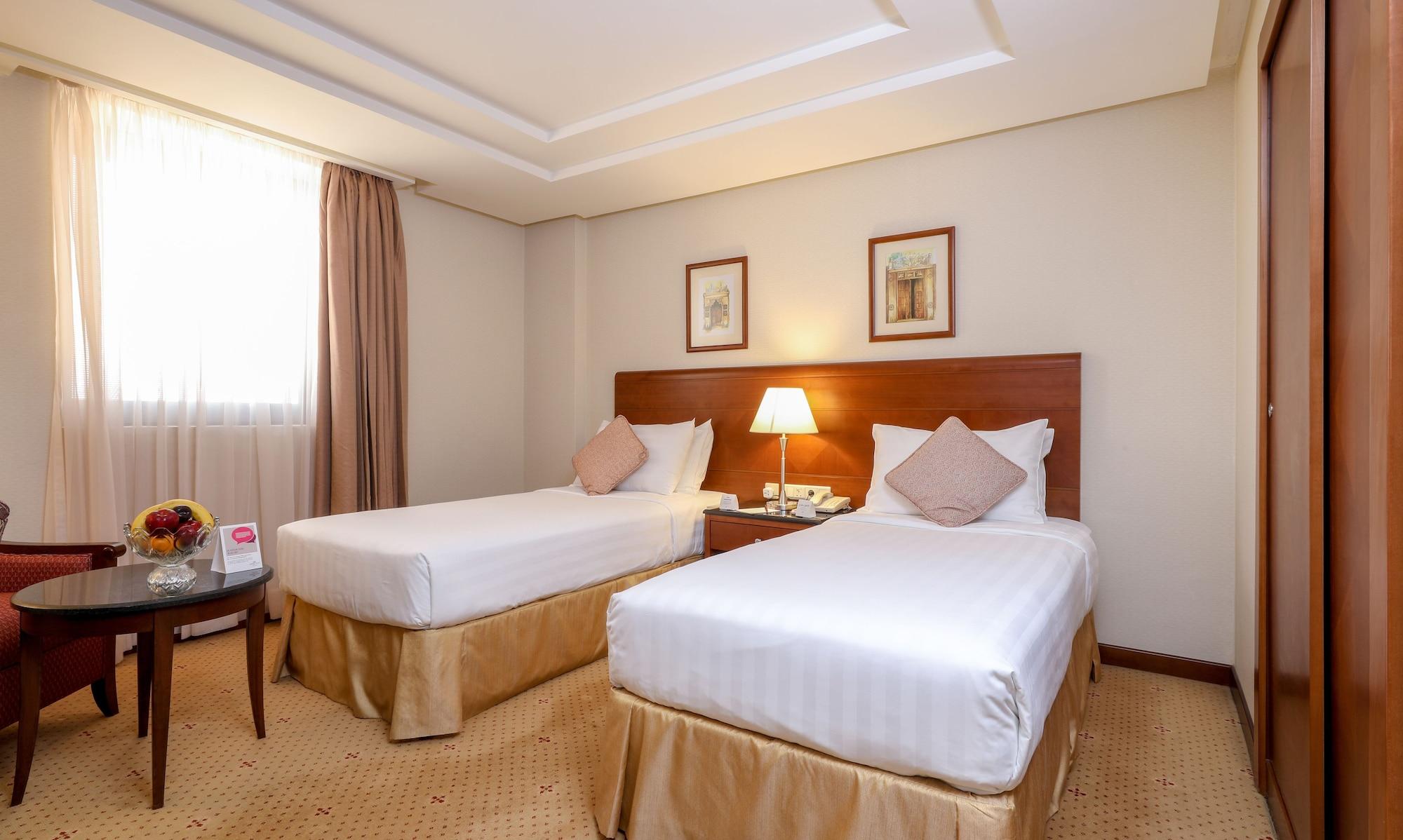 Crowne Plaza Palace By Ihg 4*