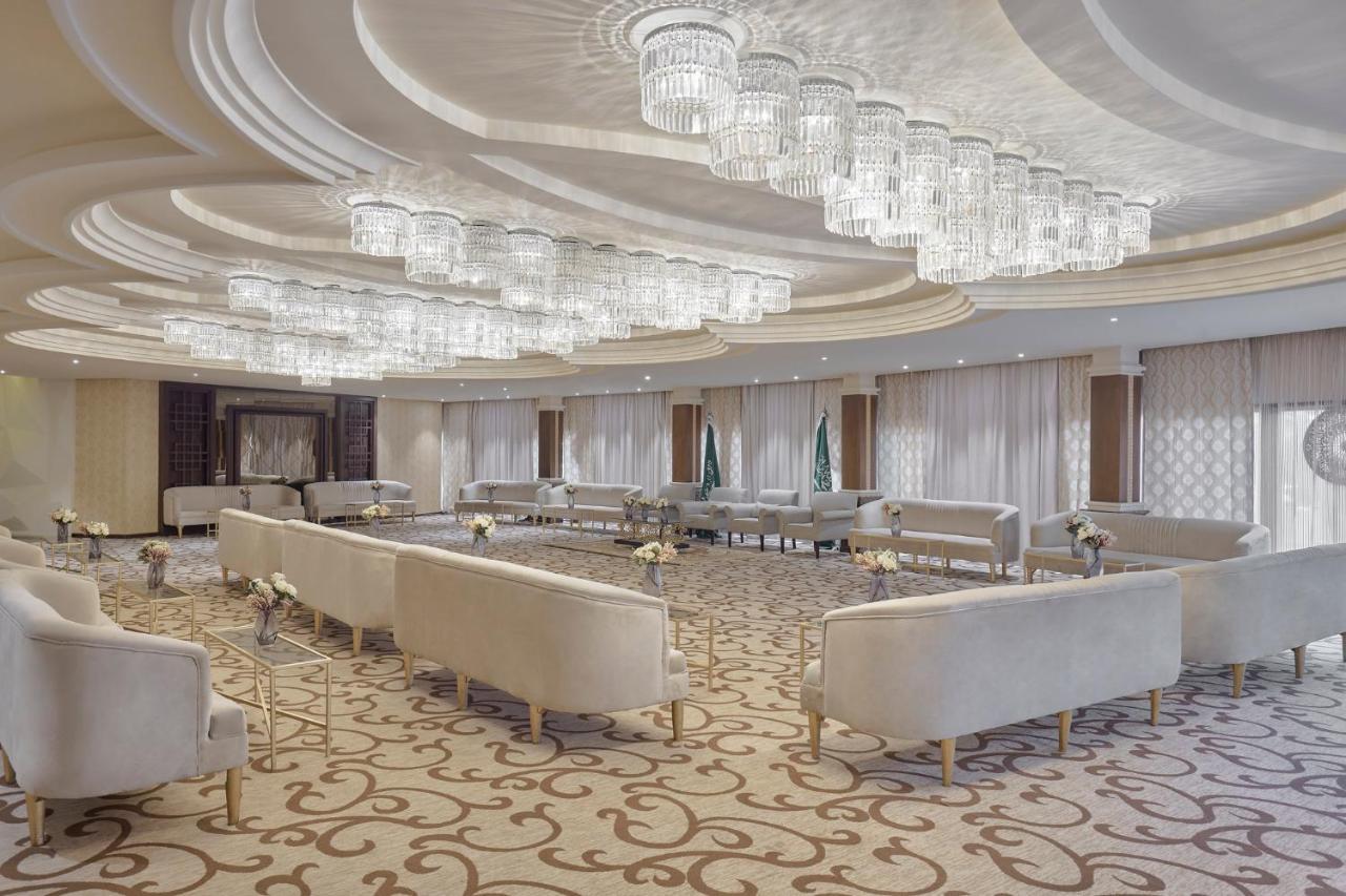 Hotel Crowne Plaza Palace By Ihg