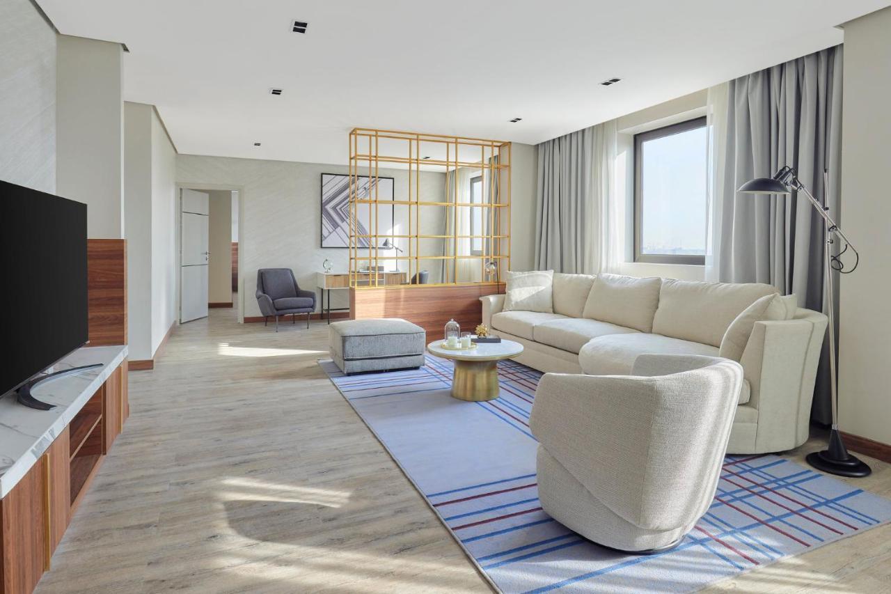 Crowne Plaza Palace By Ihg Hotel