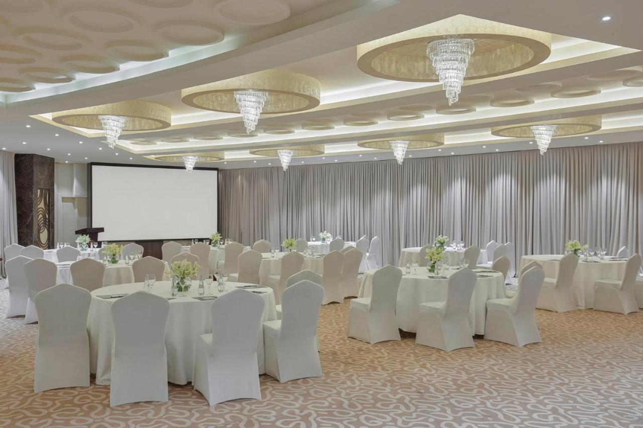 Crowne Plaza Palace By Ihg 4*