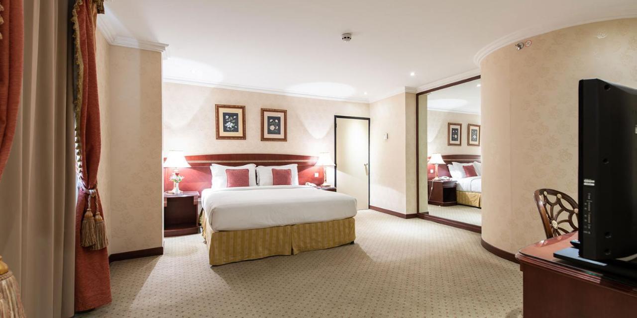Crowne Plaza Palace By Ihg Hotel